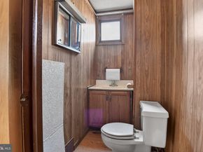 637 Chester Pike, Prospect Park PA 19076