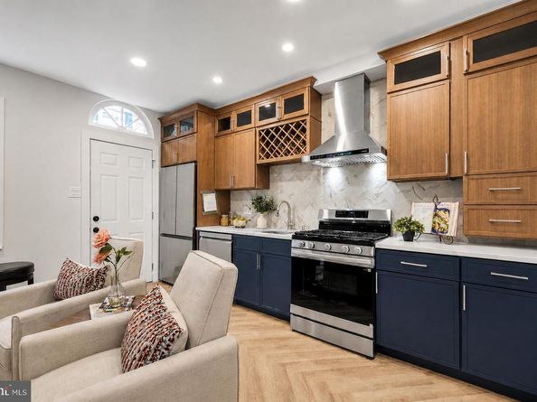 1629 Waverly Street, Philadelphia PA 19146
