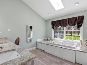 72 Bobbie Drive, Ivyland PA 18974