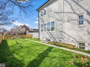 800 Elder Street NW, Washington DC 20012