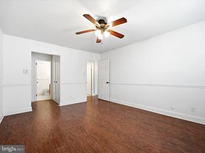 421 Drummers Lane 421, Wayne PA 19087