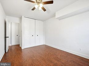421 Drummers Lane 421, Wayne PA 19087