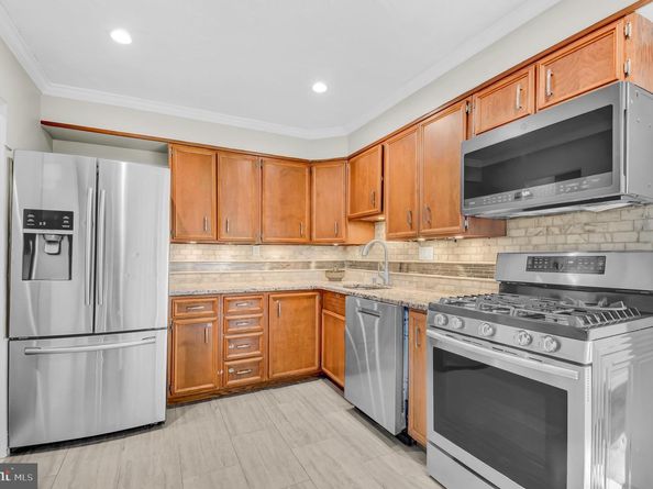 6617 13TH Place NW, Washington DC 20012