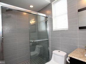 908 N 16TH Street 2, Philadelphia PA 19130