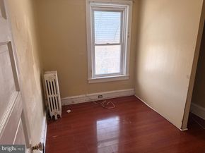 914 Marshall, Sharon Hill PA 19079