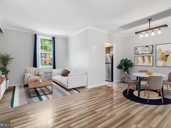 248 N Thomas Street 2481, Arlington VA 22203
