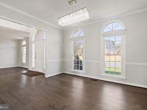 21143 Mayapple Place, Sterling VA 20164