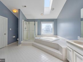 21143 Mayapple Place, Sterling VA 20164
