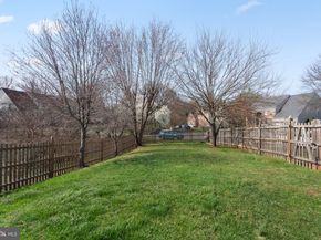 21143 Mayapple Place, Sterling VA 20164