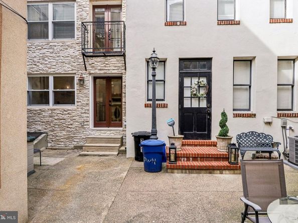 233 Brown Street 3, Philadelphia PA 19123