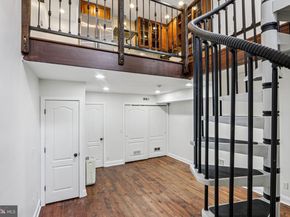 233 Brown Street 3, Philadelphia PA 19123
