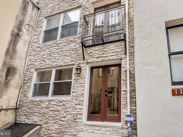 233 Brown Street 3, Philadelphia PA 19123