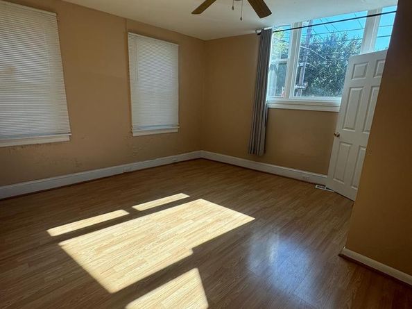 900 S 5TH Street, Philadelphia PA 19147