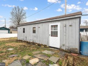 522 Amosland Road, Morton PA 19070