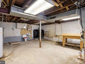 522 Amosland Road, Morton PA 19070