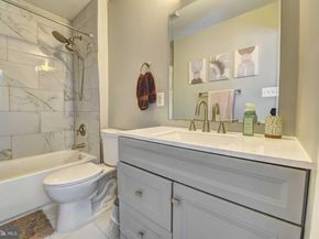 2226 Gunsmith Square, Reston VA 20191