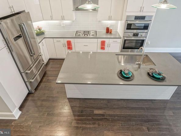 1006 S 17TH Street B, Philadelphia PA 19146