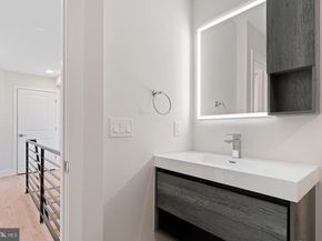 2845 W Diamond Street, Philadelphia PA 19121