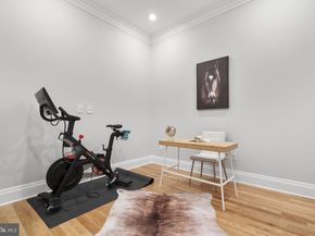 300 8TH Street NE 102, Washington DC 20002