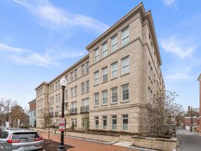 300 8TH Street NE 102, Washington DC 20002