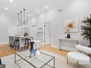 300 8TH Street NE 102, Washington DC 20002