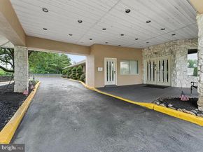 75 Bonnie Gellman Court D75, Philadelphia PA 19114