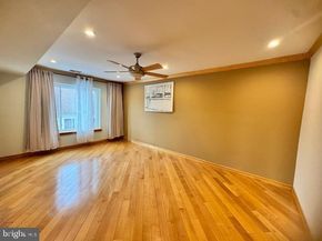 75 Bonnie Gellman Court D75, Philadelphia PA 19114