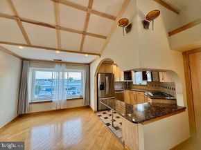 75 Bonnie Gellman Court D75, Philadelphia PA 19114