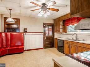 1305-1307 E Ridge Pike, Plymouth Meeting PA 19462