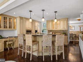 129 Bainbridge Street, Philadelphia PA 19147