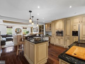 129 Bainbridge Street, Philadelphia PA 19147