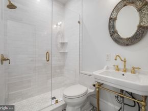 129 Bainbridge Street, Philadelphia PA 19147