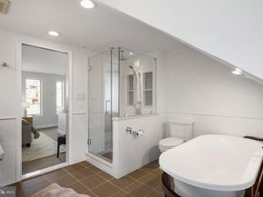 129 Bainbridge Street, Philadelphia PA 19147