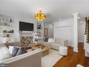 129 Bainbridge Street, Philadelphia PA 19147