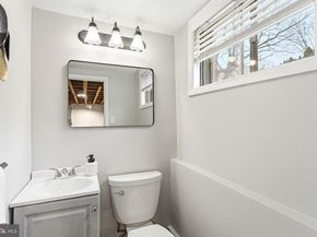 332 Overhill Road, Wayne PA 19087