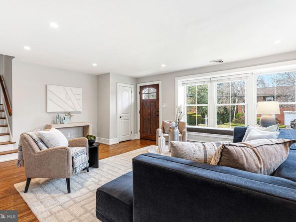 332 Overhill Road, Wayne PA 19087