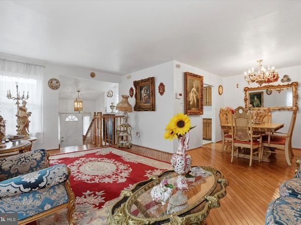 826 Hendrix Street, Philadelphia PA 19116