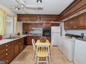 19 Dewberry Lane, Levittown PA 19055