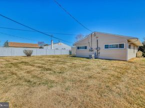 19 Dewberry Lane, Levittown PA 19055