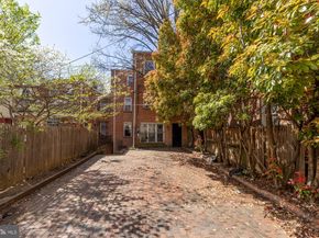 228 East Capitol NE, Washington DC 20003