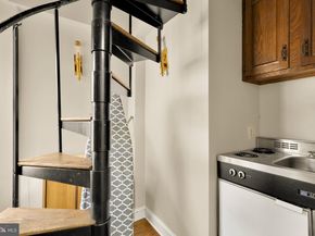 228 East Capitol NE, Washington DC 20003