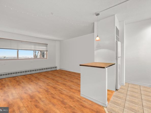2101 Chestnut Street 1613, Philadelphia PA 19103