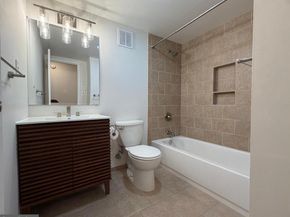 700 7TH Street SW 406, Washington DC 20024