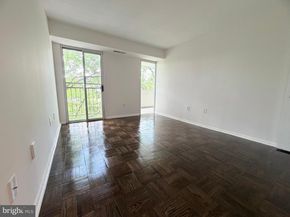 700 7TH Street SW 406, Washington DC 20024