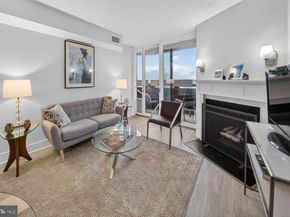 4444 Connecticut Avenue NW 703, Washington DC 20008