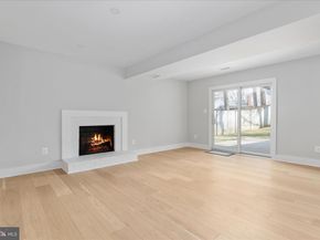 7944 Freehollow Drive, Falls Church VA 22042