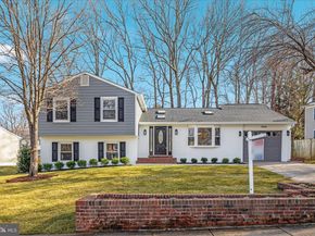 7944 Freehollow Drive, Falls Church VA 22042