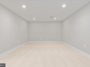 7944 Freehollow Drive, Falls Church VA 22042