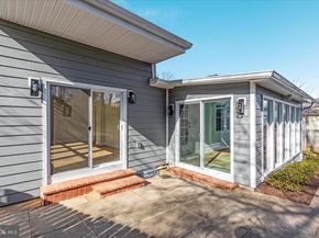 7944 Freehollow Drive, Falls Church VA 22042