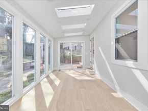 7944 Freehollow Drive, Falls Church VA 22042